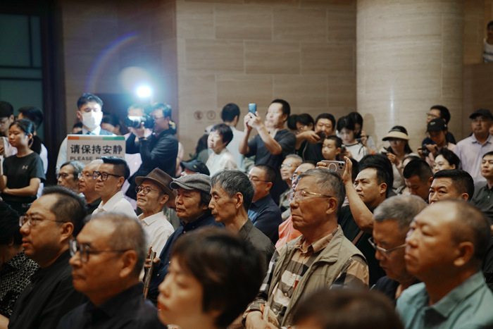 “中国油画名家笔下的井冈山”作品展在中国美术馆开幕