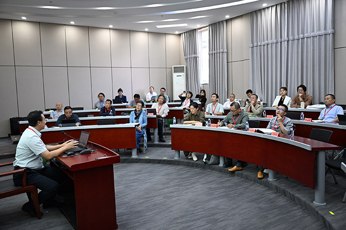 艺术赋能乡村建设高峰论坛暨中国艺术人类学学会艺术乡建专业委员会成立大会在京举行