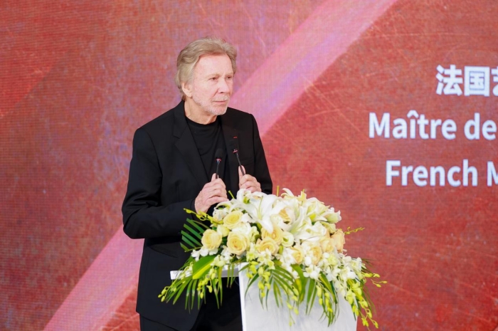 贝纳·维内大型回顾展“超越观念与物质”北京凤凰中心举行