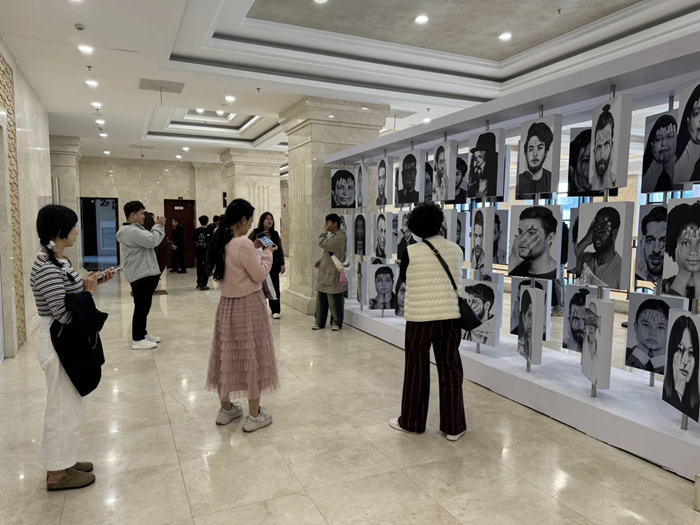 “相融共生：中德当代艺术展”江西省美术馆举行 对话总策划任戎