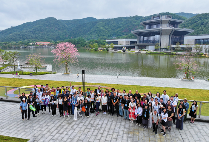来广东南海大地艺术节，开“盲盒”，集印章，在水脉桑田间成为艺术的一部分！