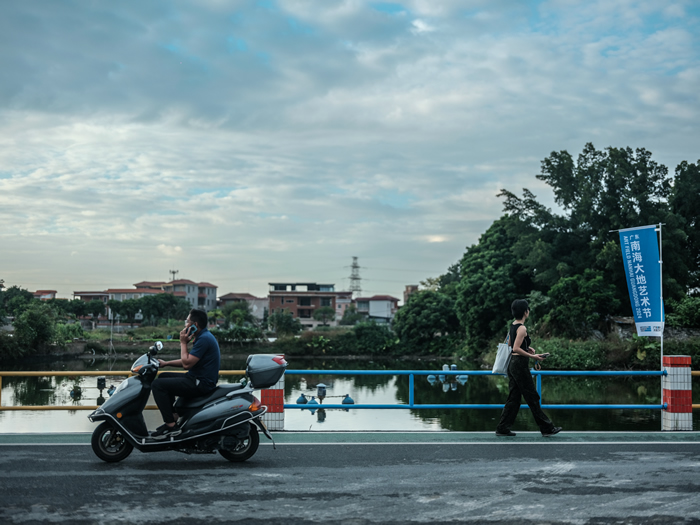 来广东南海大地艺术节，开“盲盒”，集印章，在水脉桑田间成为艺术的一部分！