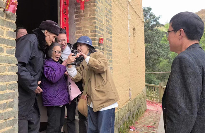 世间本无隐逸之路，只有生活——程美信专访