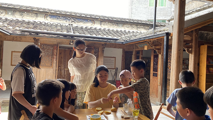 世间本无隐逸之路，只有生活——程美信专访