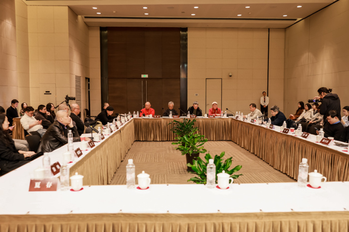 忻东旺绘画教学研究展上海举行 40余位学者深入探讨其创作与教学理念