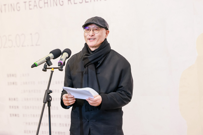 忻东旺绘画教学研究展上海举行 40余位学者深入探讨其创作与教学理念