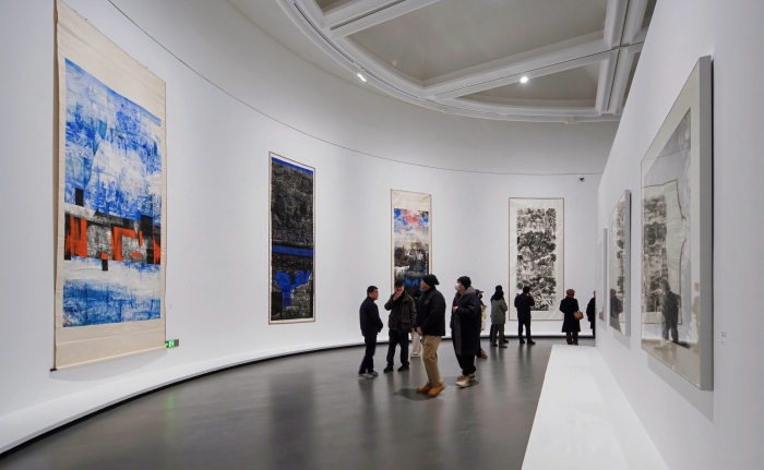 “山魂——卓鹤君作品展”在中国美术学院美术馆开幕