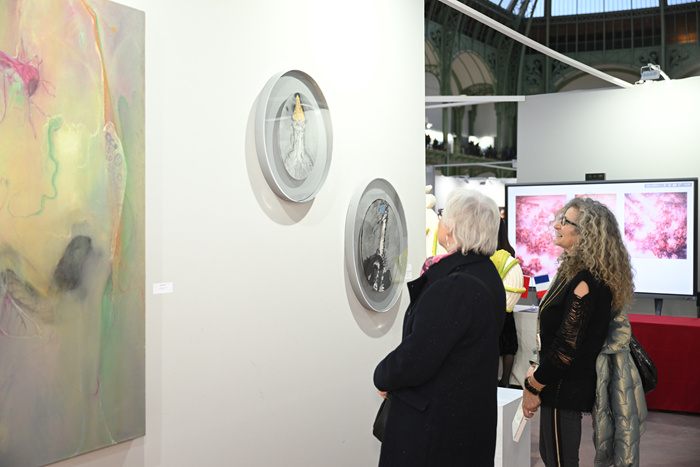 “艺术之都——第235届法国艺术家沙龙中国艺术家邀请展”在巴黎大皇宫开幕