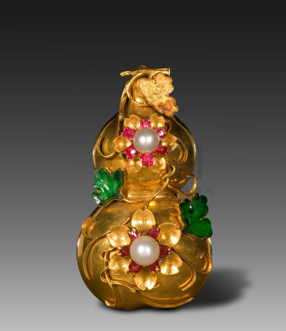 老铺黄金爆火出圈 古法黄金背后的美学密码