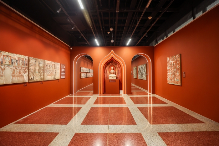 9座洞窟、300件壁画与彩塑 全球最大敦煌艺术展“如是莫高”在京展出