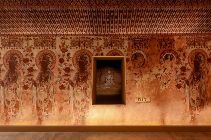 9座洞窟、300件壁画与彩塑 全球最大敦煌艺术展“如是莫高”在京展出