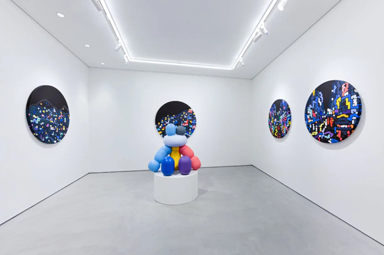 《看他的画得戴副眼镜（二）》：色彩律动的都市诗人