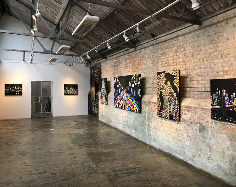 《看他的画得戴副眼镜（二）》：色彩律动的都市诗人