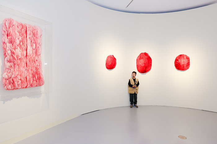 漂浮东钱湖的“夜航船”：徐冰和学生们的当代艺术“思想接力”