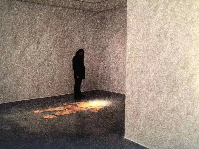 漂浮东钱湖的“夜航船”：徐冰和学生们的当代艺术“思想接力”