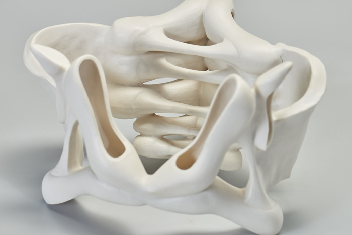 不止于技术史、文化史和观念史，宜兴UCCA陶美术馆首展讲了什么？