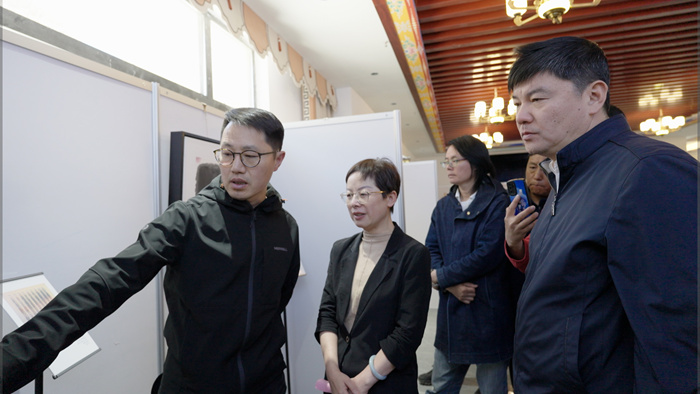 ​“巅峰绘梦·沪藏情深——定日珠峰当代艺术展”圆满开展