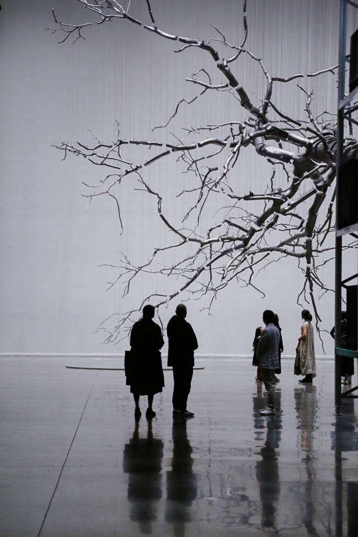 “全球最大集装箱”内，用“涂抹”观照真实——孟柏伸专访