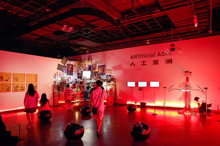 一画开天，变化万千——“七十二变·2025中国美术学院毕业季”开幕