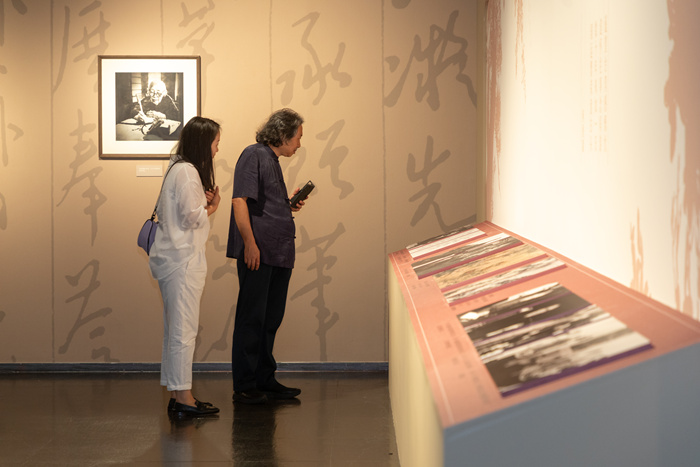 何香凝艺术精品展国家大剧院举办 呈现各时期代表作50余幅