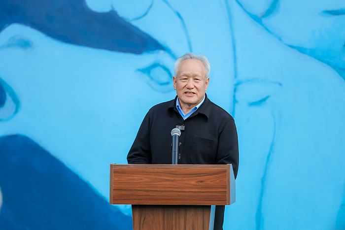 “心向天宇——刘巨德艺术作品展”在今日美术馆开幕