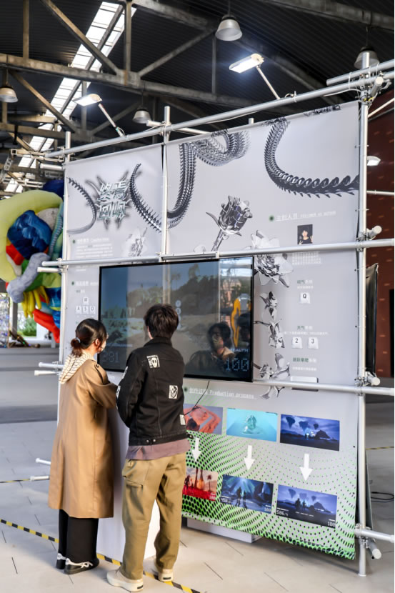 在”智域漫游”中，邂逅一场流动的城市艺术剧场