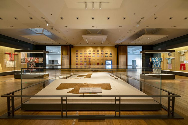 一场展览道尽马面裙的古往今来