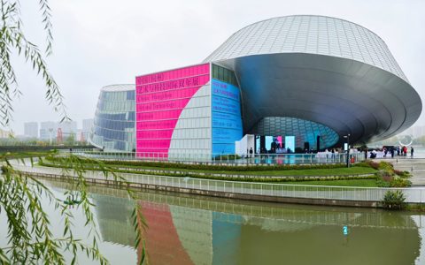 天地人机——中国（杭州）艺术与科技国际双年展举行